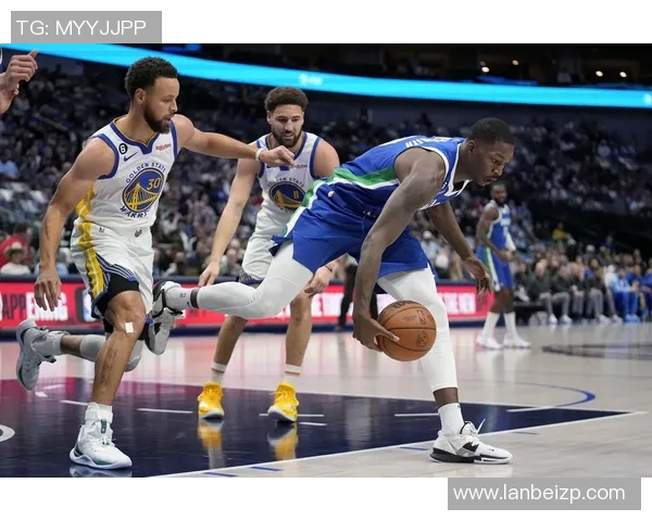 克莱-汤普森的投篮命中率下滑，或将离开独行侠